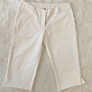 NEW Poleci Women’s Capri White Size zero Zíper